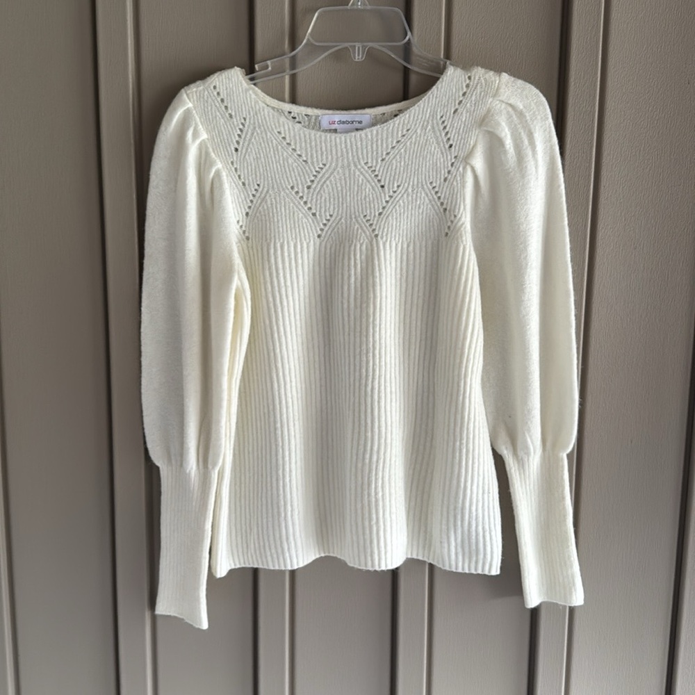 Liz Claiborne Cream Sweater size XS